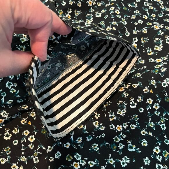 Denim & Flower Ricky Singh M's Button-Down Cotton Shirt, Black Floral, Medium - Picture 3 of 7